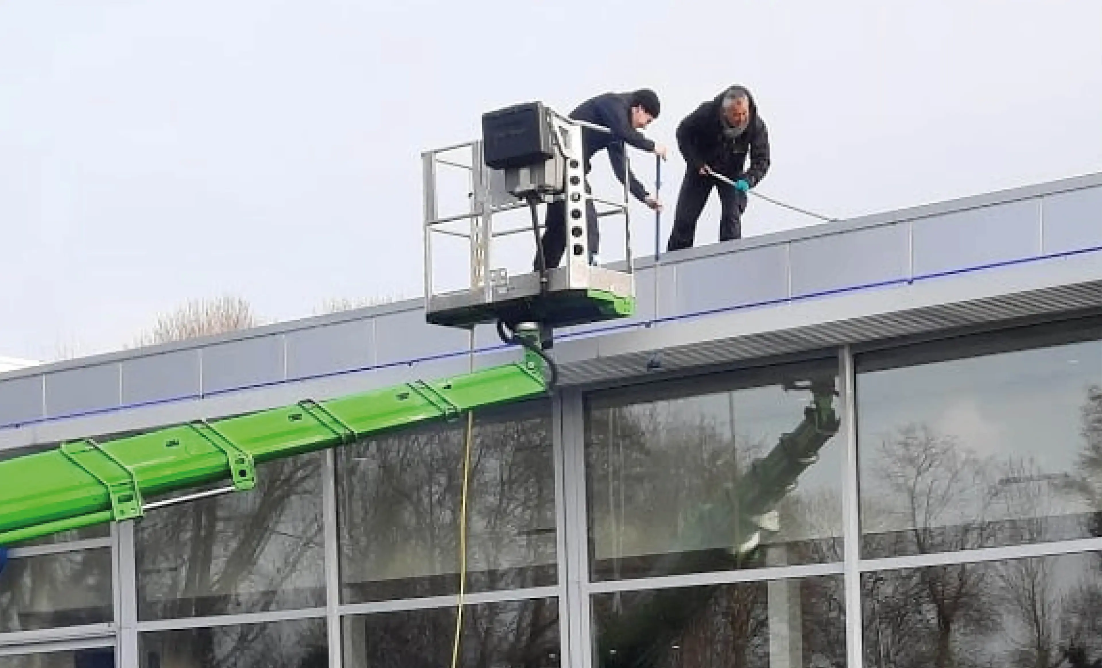 Werkzaamheden op hoogte met de hoogwerker
